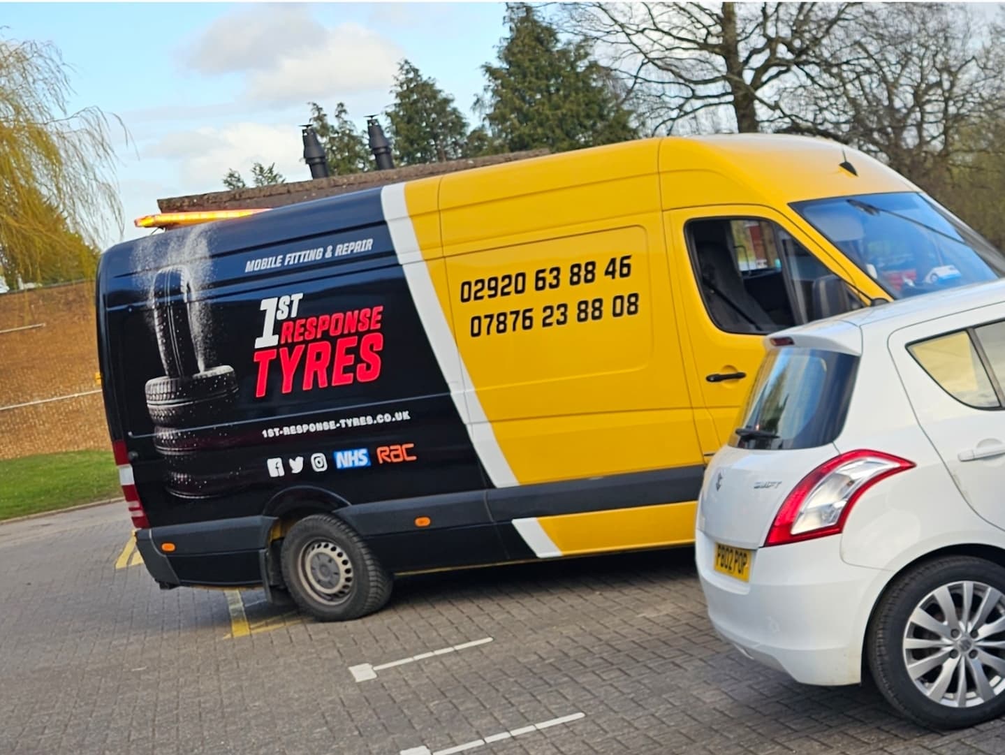 Mobile tyre fitting service